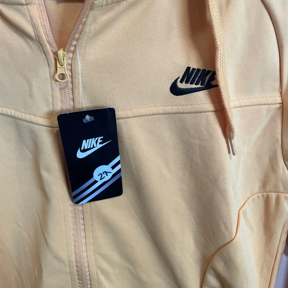 Nike tech fleece